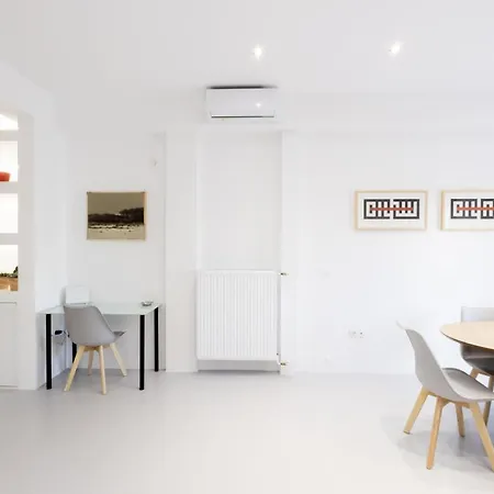 Comfort Sunny Hub With 2 Bdr Athens Exterior photo