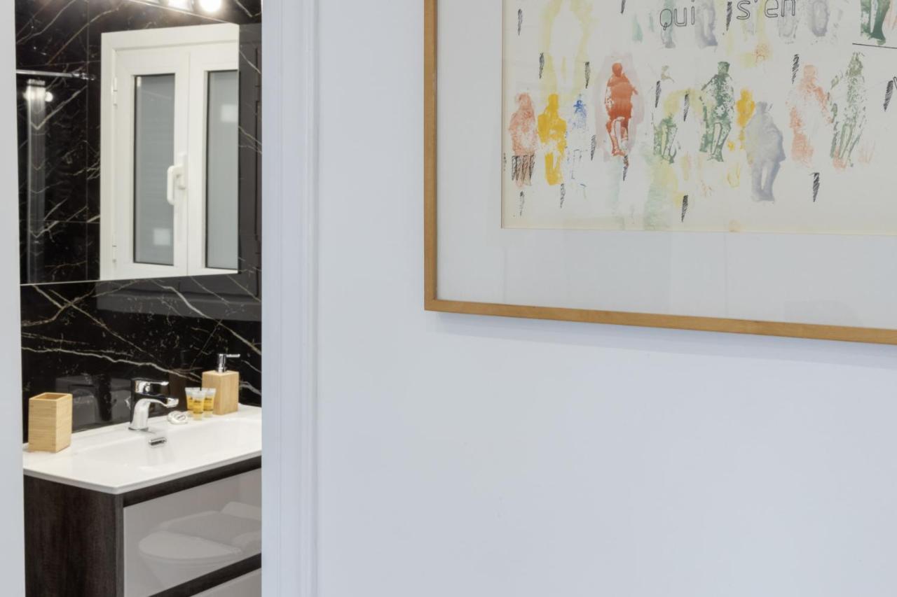 Apartment Comfort Sunny Hub With 2 Bdr Athens