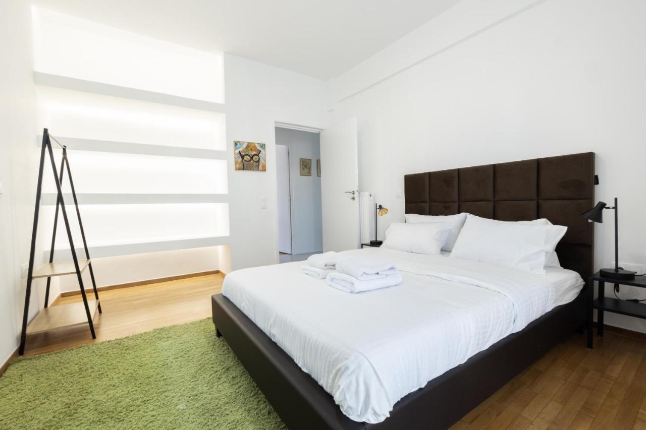 Comfort Sunny Hub With 2 Bdr Apartment